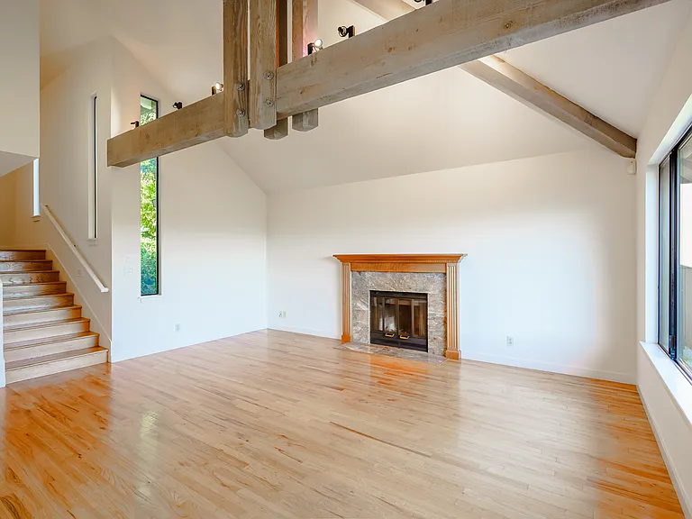 961 W California Ave — Photo 3