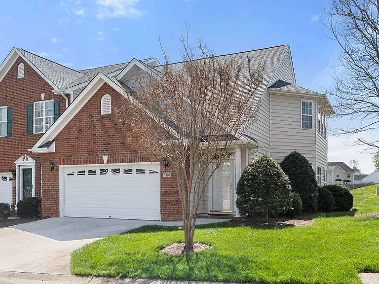 4488 Piedmont Trace Dr — Photo 1