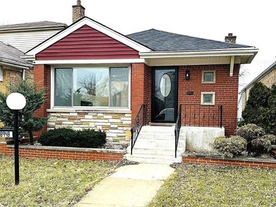 8948 S Crandon Ave, Chicago, IL, 60617