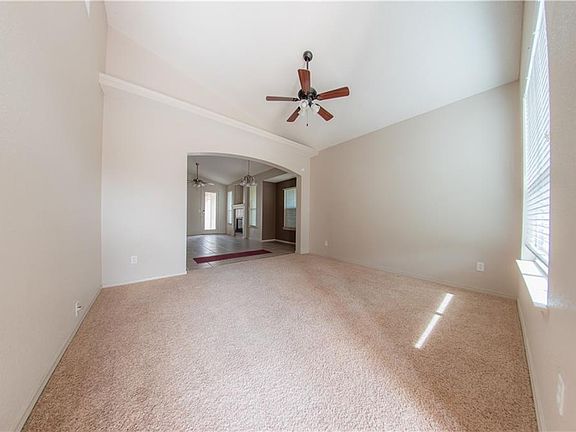 4th image of 11228 Northview Dr
