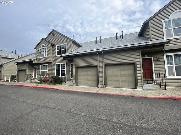 3rd image of 19189 SE Yamhill St APT 7