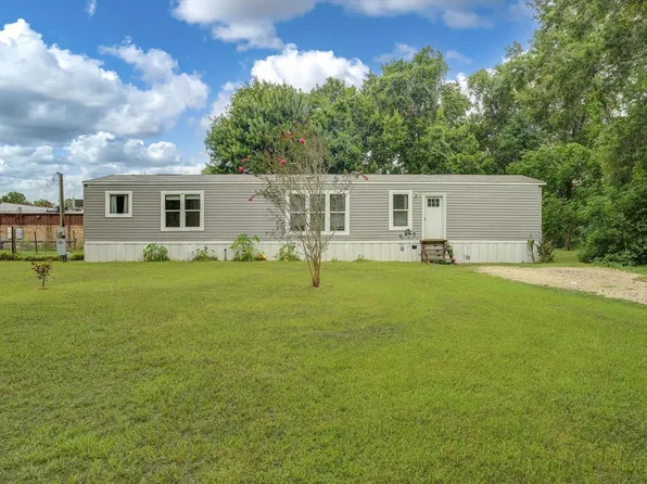 149 County Road 2356, Liberty, TX 77575