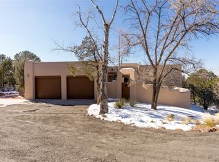 1390 Camino Sin Salida, Santa Fe, NM 87501