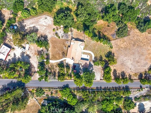 2nd image of 26615 Mountain Park Rd