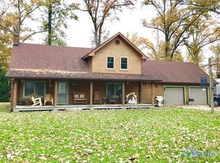 102 Maple Leaf Dr, Kalida, OH 45853