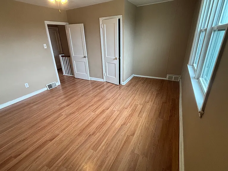 6235 Walker St — Photo 13