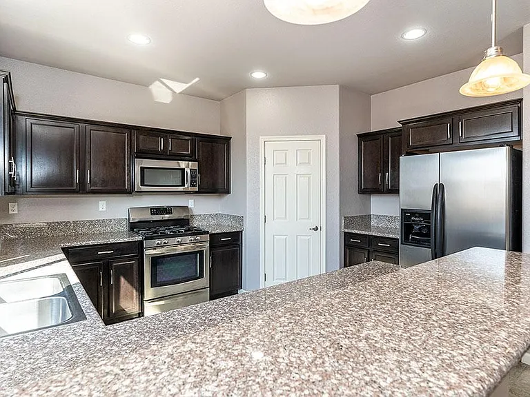 3715 Thistledown Ct — Photo 9