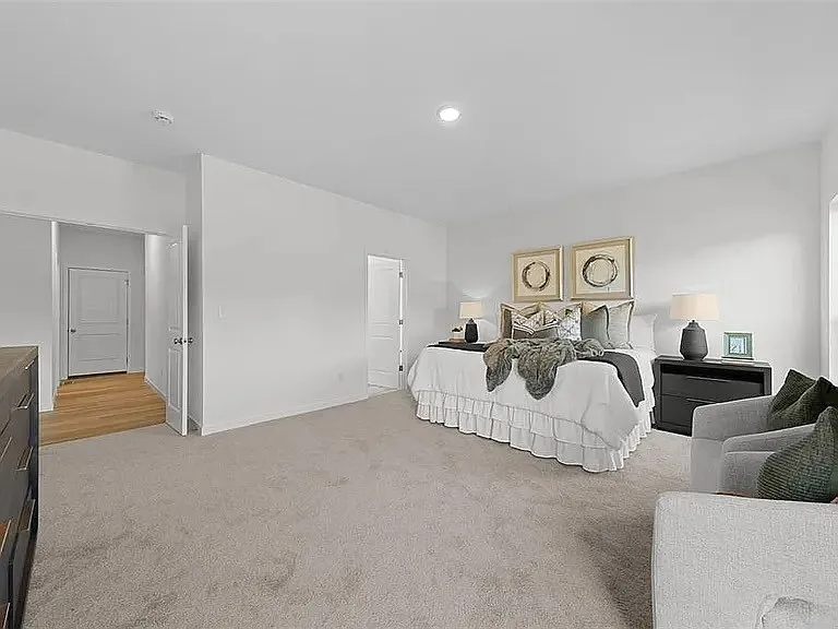 109 Sommerset Ct — Photo 17