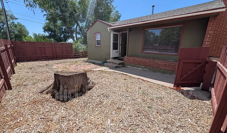 513 W Uintah St #1 — Photo 1