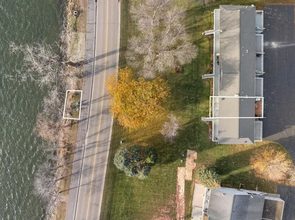 14743 Snake Trl, Waseca, MN 56093