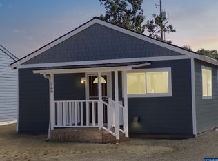 3160 Knox Butte Ave NE, Albany, OR 97321