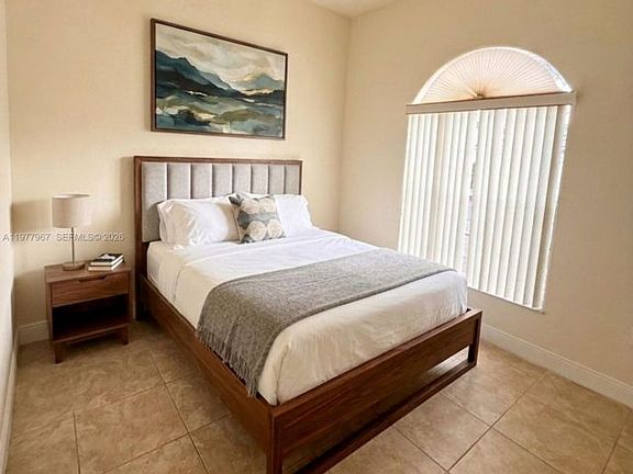 3rd image of 2902 SW 149th Pl