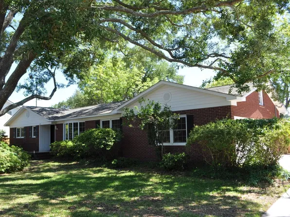 1335 Old Colony Rd, Mount Pleasant, SC 29464