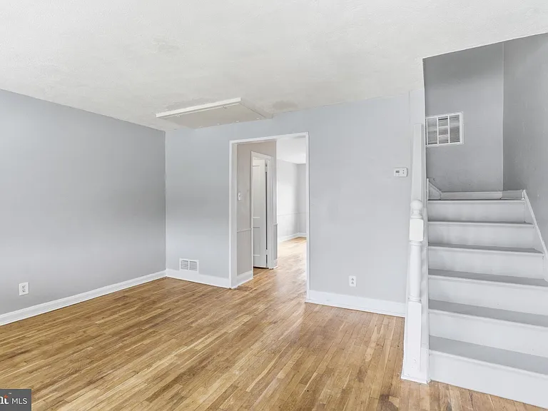 849 Loalan Ave — Photo 8