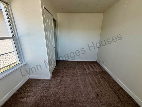 2nd image of 1010 W 20th St