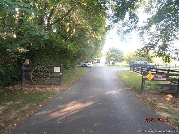 3rd image of 1808 Utica Sellersburg Rd