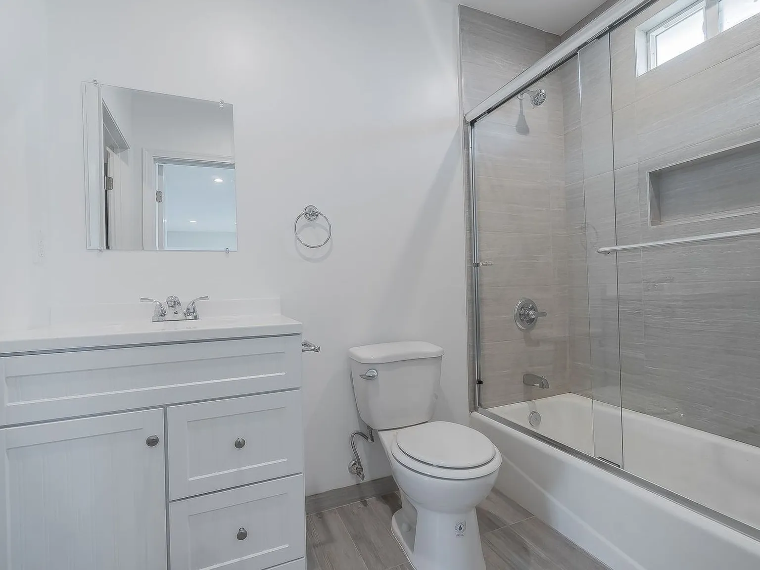 6222 S West Blvd, LLC — Photo 4