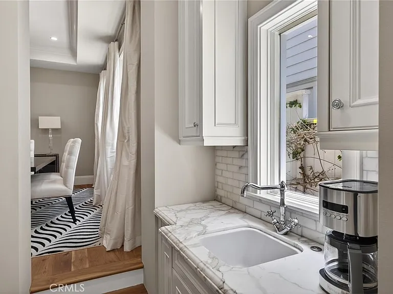 2705 Palm Ave — Photo 28