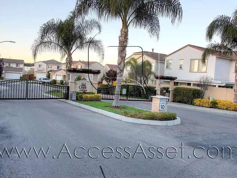 44689 Vail Oak Rd — Photo 2