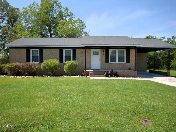 4570 Wilson Drive, Ayden, NC 28513