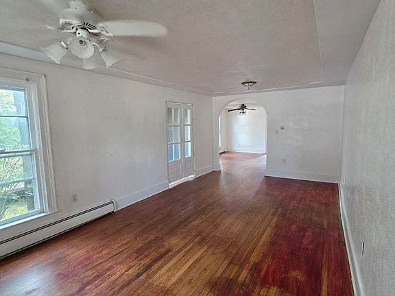 2nd image of 708 N 4th St