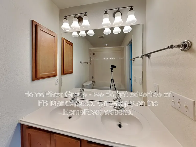 717 River Run Dr — Photo 10