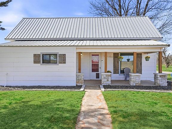 5th image of 11837 N 1820th Rd