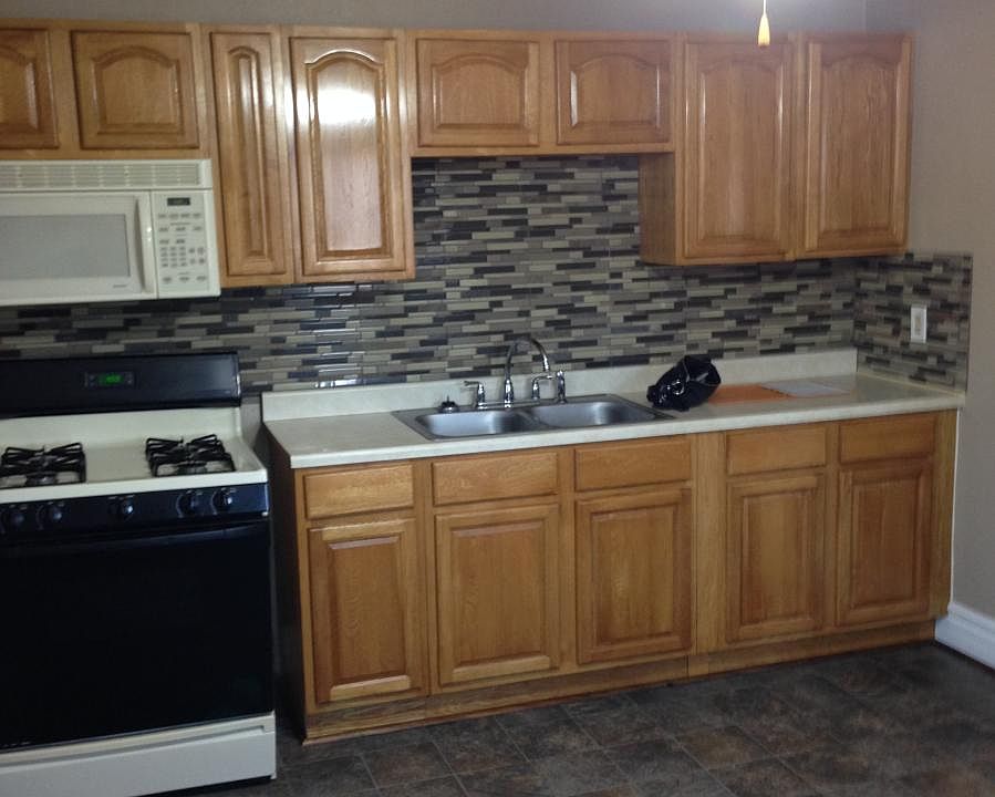Kitchen with space for a dinette