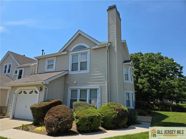 75 Wooten Ct, East Brunswick, NJ 08816