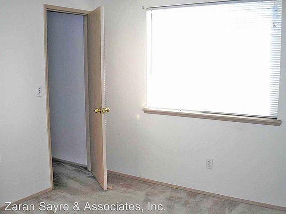 5th image of 3402 C Ct SE #A