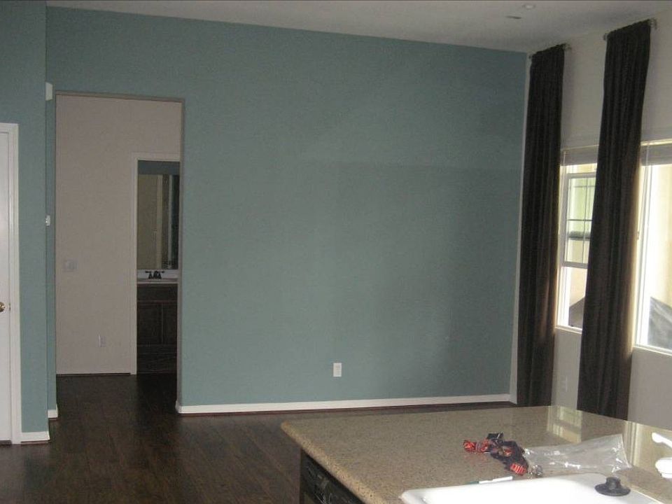 1st image of 3322 Rockhampton Dr
