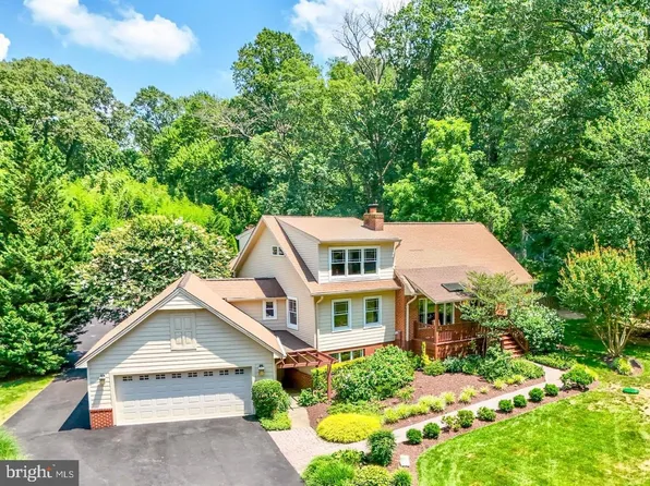 4725 Spruce Ave, Fairfax, VA 22030