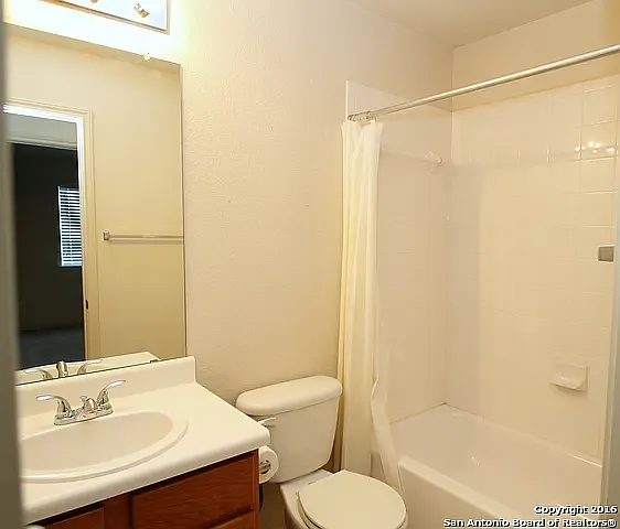 Building Photo - 9122 Mare Country