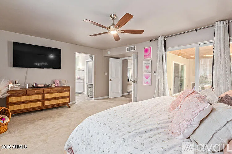 5913 E Thomas Rd — Photo 15