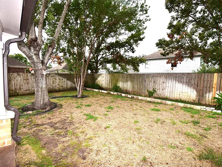 21022 Creek Edge Ct — Photo 29