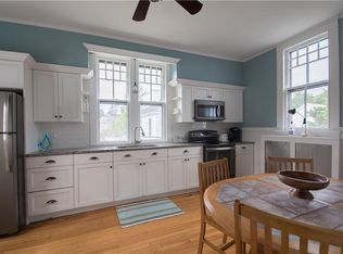 39-41 Cranston Ave #3, Newport, RI 02840