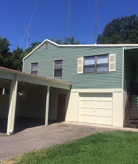 1st image of 611 Farragut Ave