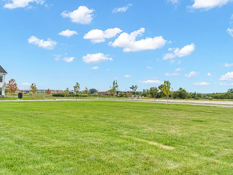 Sandhill Parkway Townhomes — Photo 88