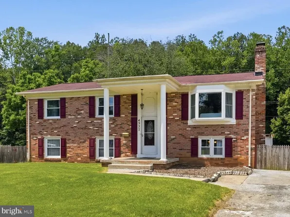 4527 Glendale Rd, Woodbridge, VA 22193