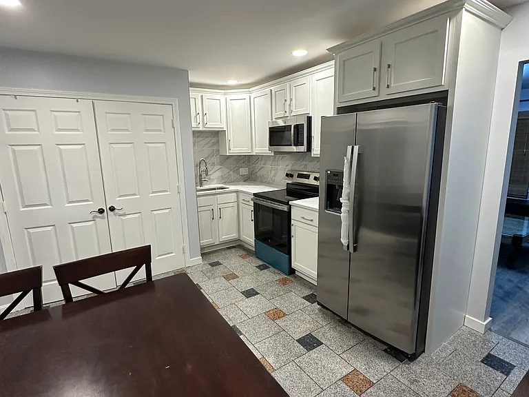 10 Greenwood St #E — Photo 3