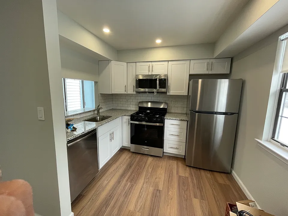 1909 Woodbridge Commons Way