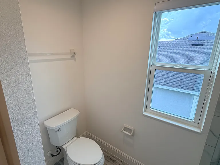 4925 Olivia Ct — Photo 38