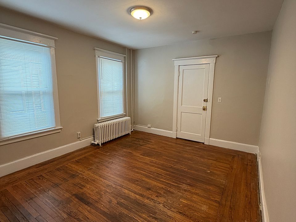 2nd image of 310 Norton St #2R1