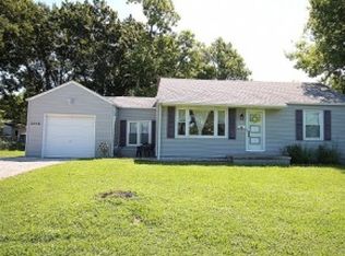 2350 S Lost Bridge Rd, Decatur, IL 62521