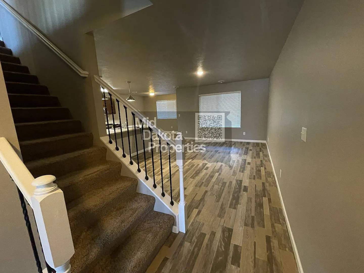 109 E Juniper — Photo 4
