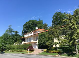 31 Hunt Ln, Staten Island, NY