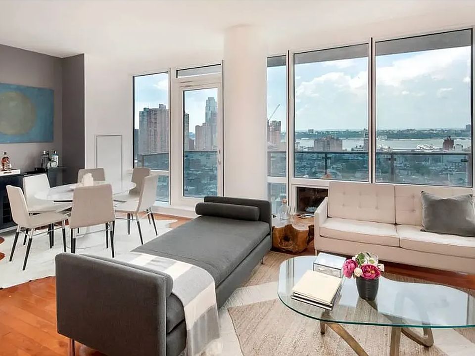 1st image of 306 W 48th St APT 17A