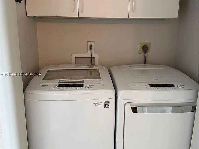 19195 NE 36th Ct #905 — Photo 36