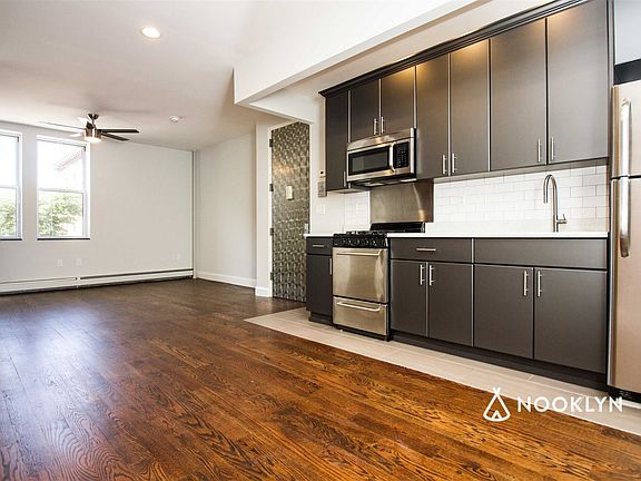 002_6156_Madison_St._-3