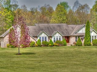 2221 Log Cabin Rd, Corbin, KY 40701